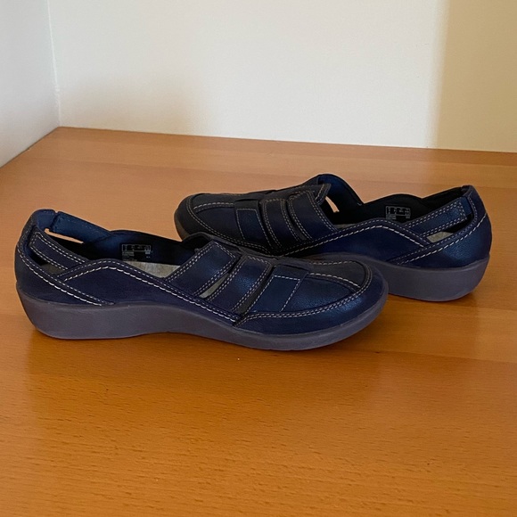 clarks shoes with removable insoles